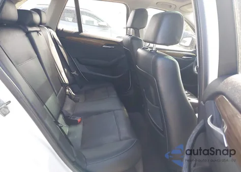 2015 BMW X1 Sdrive28I z USA, uszkodzony, nr VIN WBAVM1C51FV318788